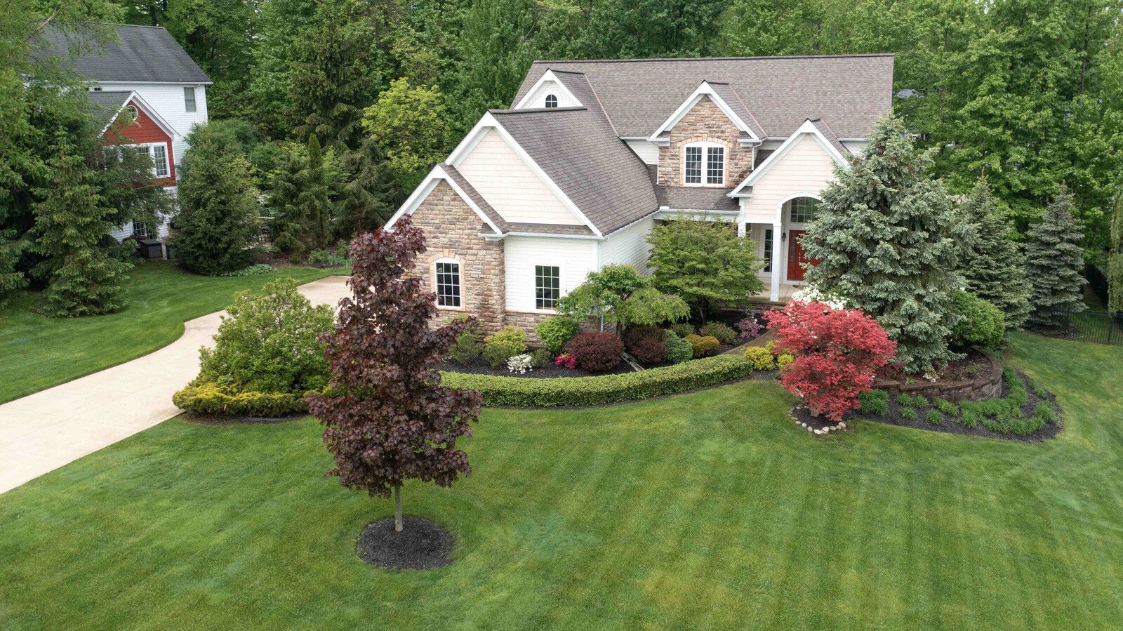 Front green lawn large yard 